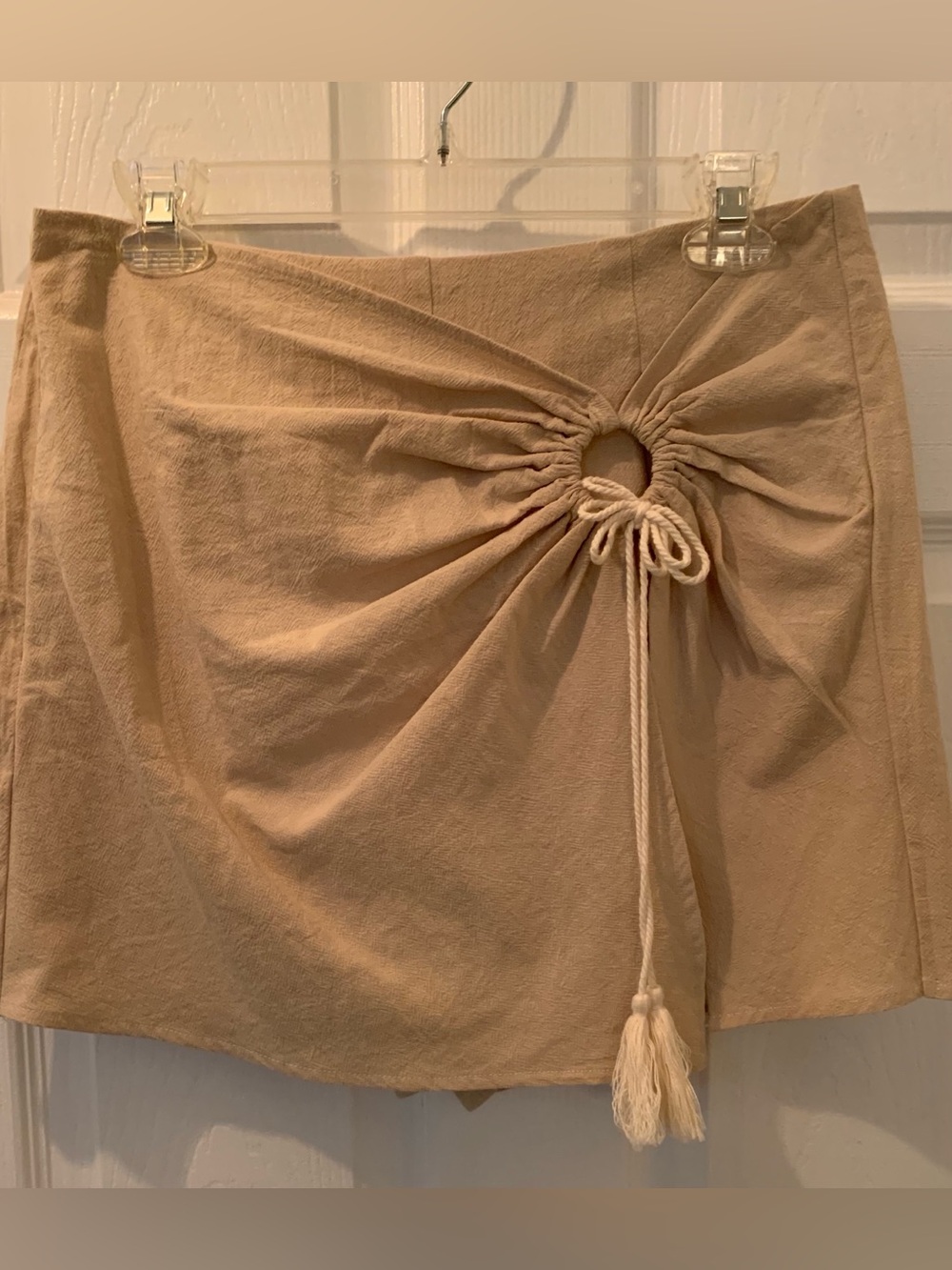 Soly Hux Khaki Skort with Ruched Ring Detail and Tassel Drawstring•NWT•Sz. S